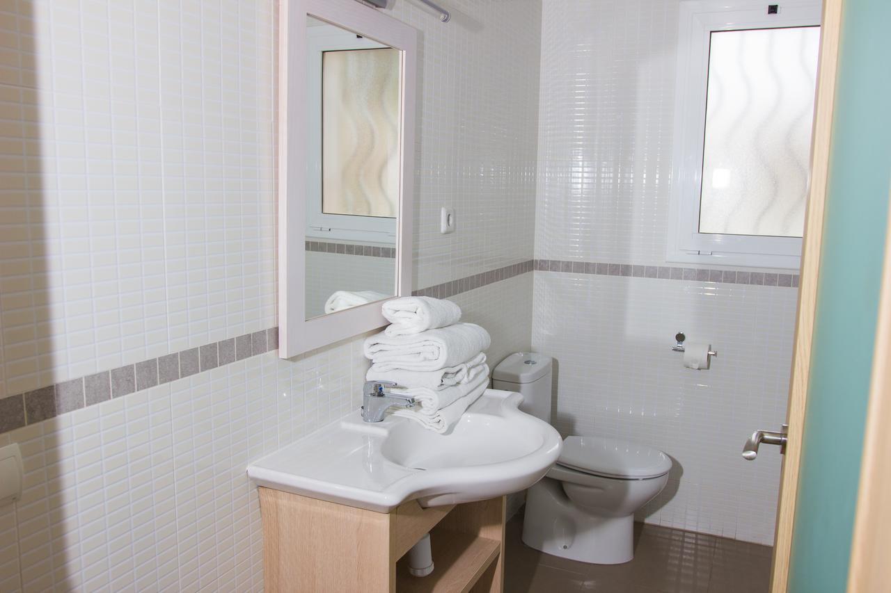 Rentalmar Cristina Families Only Villa *