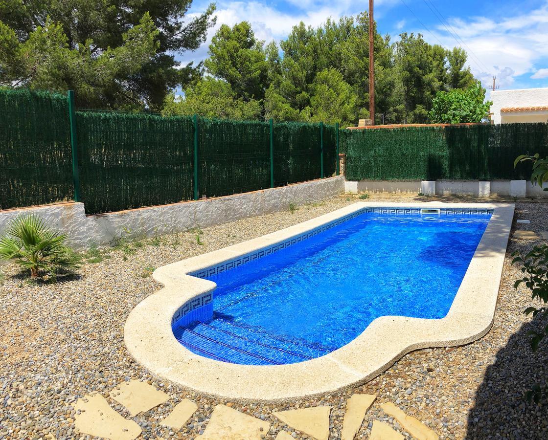 Rentalmar Cristina Families Only Villa *